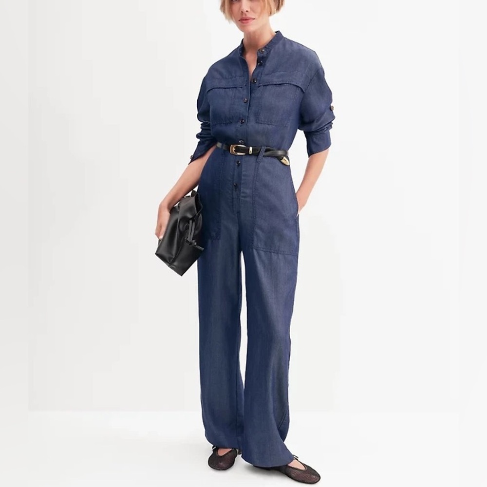 Ann Taylor Weekend Collection Chambray Stand Collar Jumpsuit, size 2, NWT